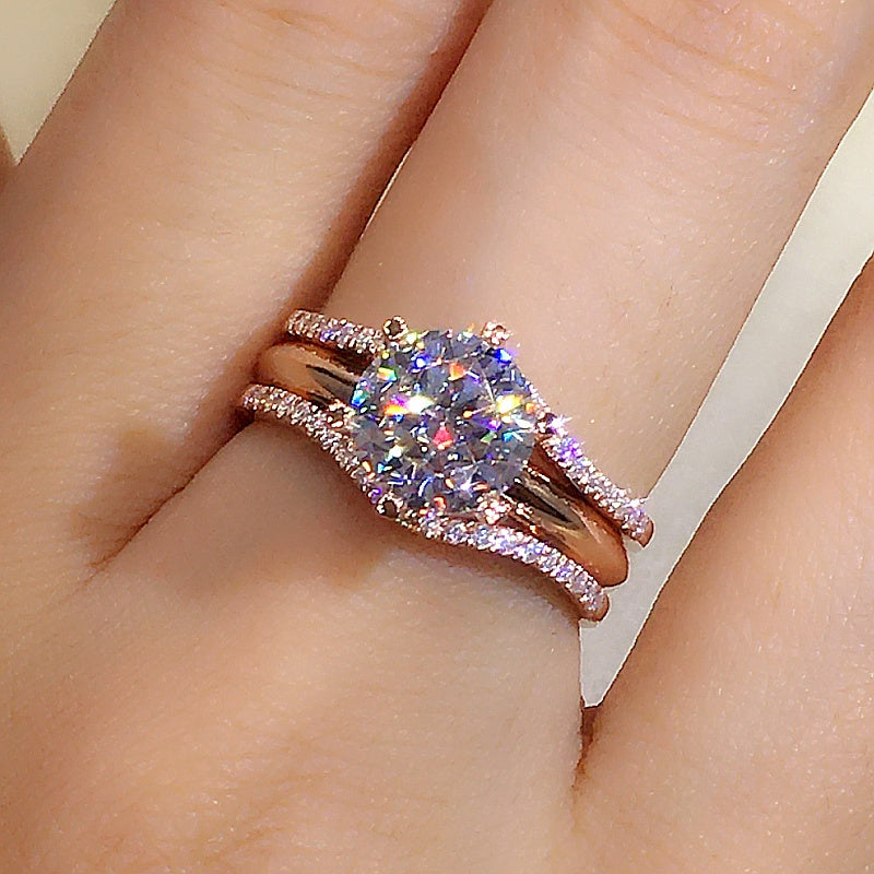 Luxury 18K Gold Moissanite Set
