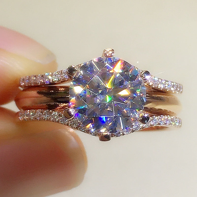 Luxury 18K Gold Moissanite Set